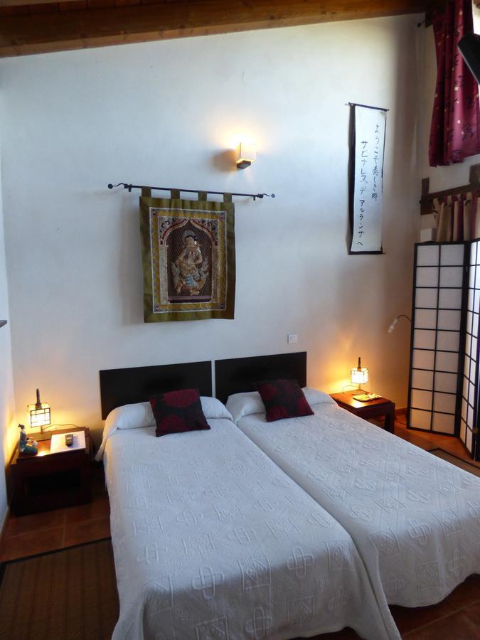 Hotel Albergue Bioclimatico Sabinares Del Arlanza Puentedura Стая снимка